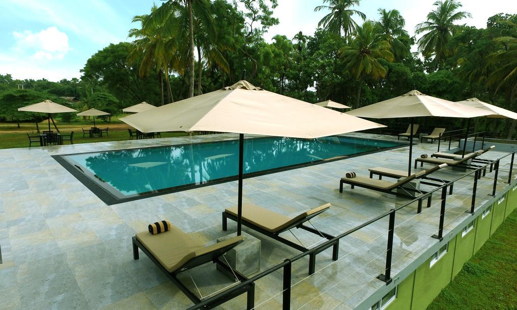 Miracle Resorts & Villas Polonnaruwa Exterior photo